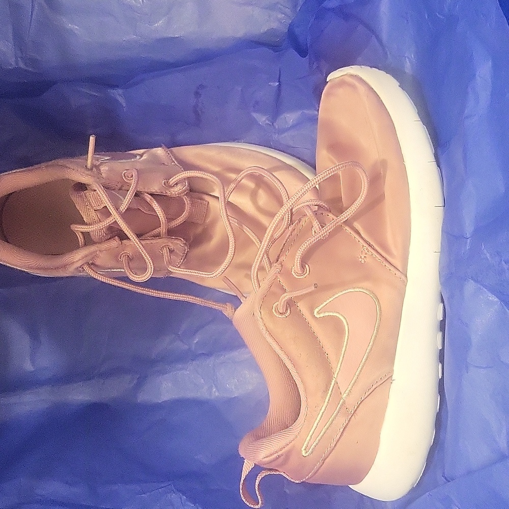 Nike Roshe one low elemental tops